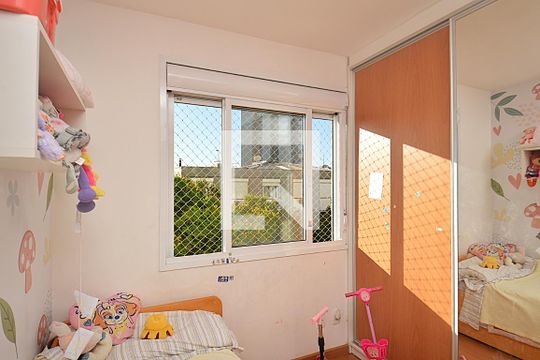 Quarto 1 de apartamento à venda com 2 quartos, 71m² em Passo da Areia, Porto Alegre
