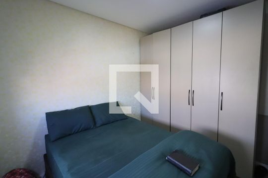 Quarto 1 de apartamento para alugar com 2 quartos, 50m² em Jaguaribe, Osasco