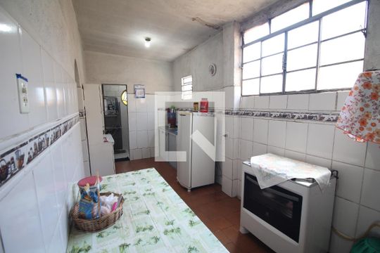 Cozinha de casa à venda com 3 quartos, 396m² em Jardim Industrial, Contagem