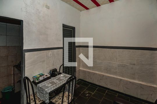 Casa 4 - Sala de casa para alugar com 8 quartos, 360m² em São João Batista, Belo Horizonte
