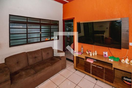 Casa 1 - Sala 1 de casa para alugar com 8 quartos, 360m² em São João Batista, Belo Horizonte
