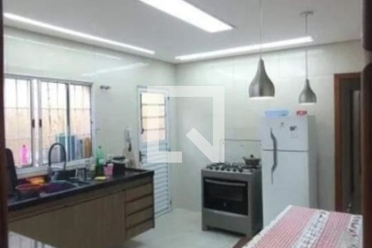 Casa para alugar com 4 quartos, 139m² em Paulicéia, São Bernardo do Campo