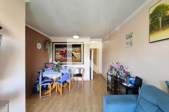 Sala de apartamento à venda com 3 quartos, 68m² em Vila Regina, São Paulo