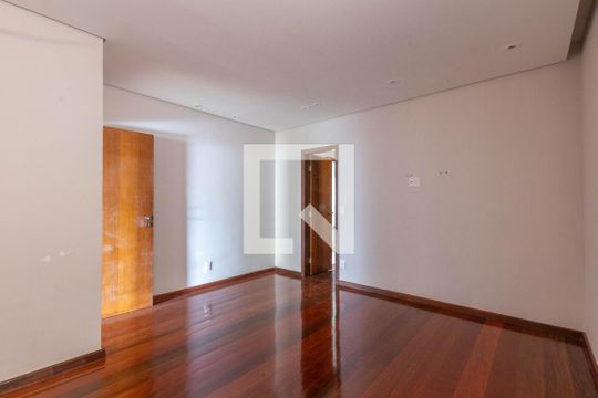 Quarto 1 de apartamento à venda com 4 quartos, 162m² em Vale do Sereno, Nova Lima