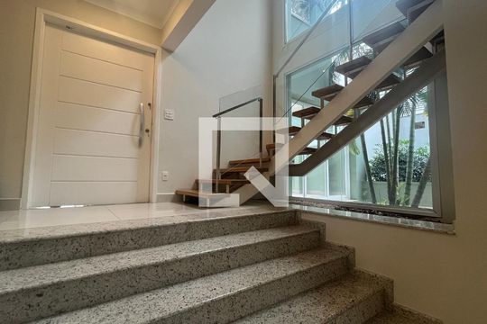 Casa de Condomínio à venda com 5 quartos, 300m² em Parque das Quaresmeiras, Campinas