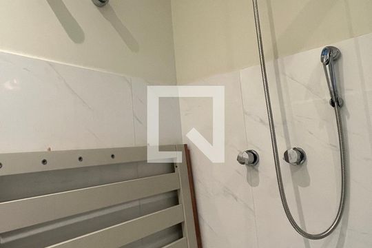 Casa de Condomínio à venda com 5 quartos, 300m² em Parque das Quaresmeiras, Campinas
