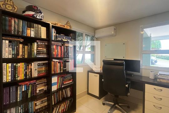 Casa de Condomínio à venda com 5 quartos, 300m² em Parque das Quaresmeiras, Campinas