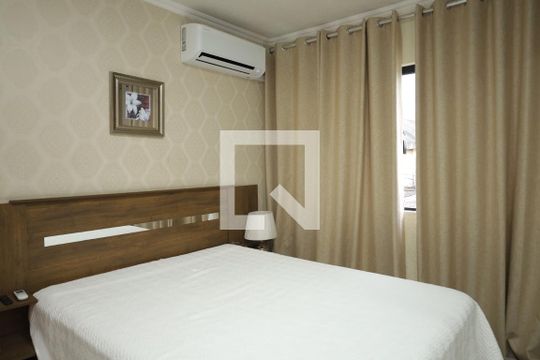 Quarto 1 de casa à venda com 2 quartos, 80m² em Parque Guarani, São Paulo