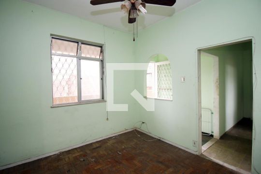Sala de apartamento à venda com 3 quartos, 65m² em Brás de Pina, Rio de Janeiro