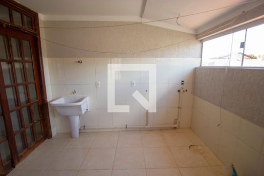 Área de Serviço de apartamento para alugar com 3 quartos, 88m² em Taguatinga Norte (taguatinga), Brasília