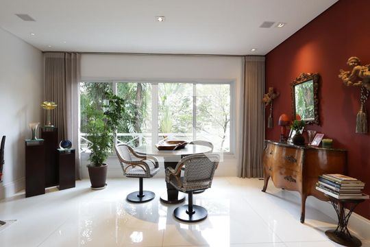 Sala de casa de condomínio à venda com 4 quartos, 420m² em Jardim Leonor, São Paulo