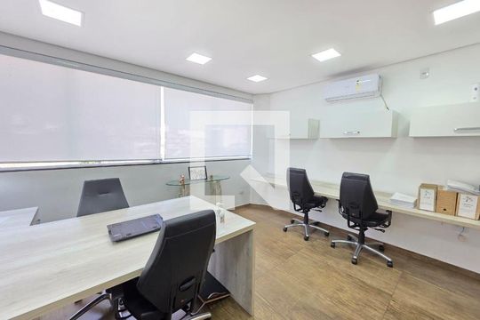 Casa à venda com 3 quartos, 150m² em Vila Santana, São Paulo