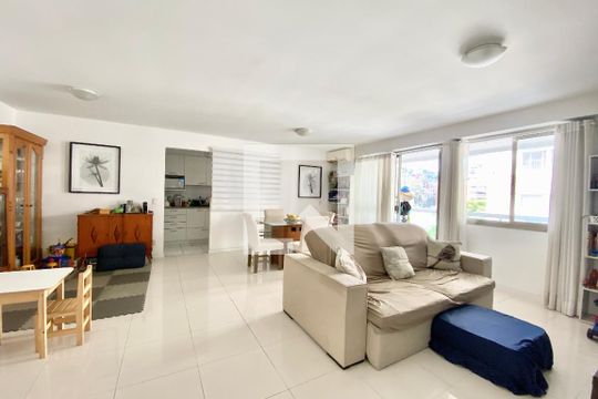 Sala de apartamento à venda com 2 quartos, 113m² em Copacabana, Rio de Janeiro