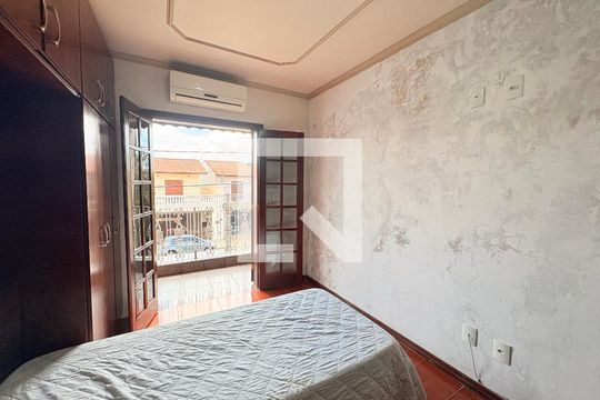 Quarto 1 de casa à venda com 3 quartos, 200m² em Jardim Florestal, Jundiaí