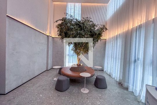 Área comum de kitnet/studio à venda com 1 quarto, 28m² em Pinheiros, São Paulo