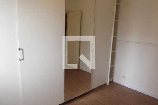 Quarto 1 de apartamento para alugar com 2 quartos, 53m² em Centro, Osasco