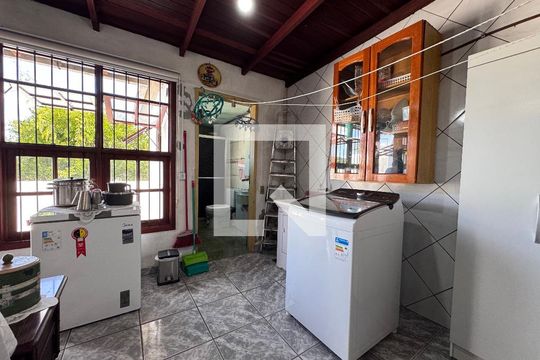 Casa à venda com 3 quartos, 129m² em Santo Andre, São Leopoldo