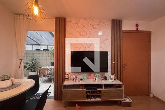 Apartamento à venda com 2 quartos, 58m² em Santos Dumont, São Leopoldo
