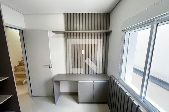 Quarto 2 de casa de condomínio para alugar com 3 quartos, 150m² em Jardim Santa Ines, São Paulo