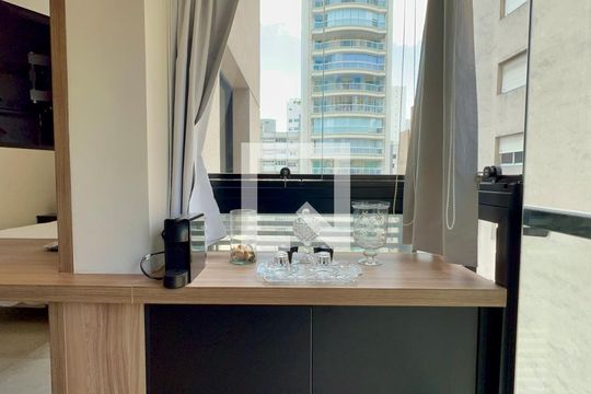 Cozinha de kitnet/studio para alugar com 1 quarto, 40m² em Jardim Paulista, São Paulo