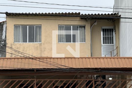Fachada da Casa Superior de casa para alugar com 2 quartos, 50m² em Parque Continental I, Guarulhos