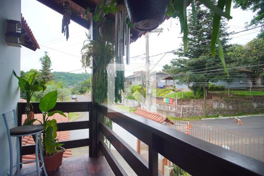 varanda da suite de casa à venda com 3 quartos, 135m² em Guarani, Novo Hamburgo