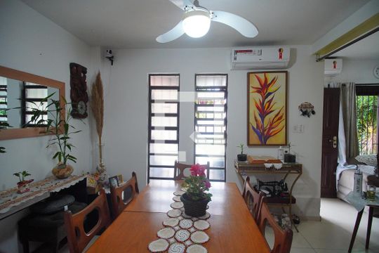 Sala de Jantar de casa para alugar com 3 quartos, 135m² em Guarani, Novo Hamburgo
