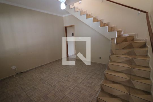 Sala de casa à venda com 4 quartos, 171m² em Veloso, Osasco