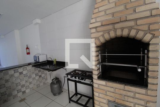 Área comum - Churrasqueira de apartamento para alugar com 2 quartos, 58m² em Laranjeiras, Uberlândia