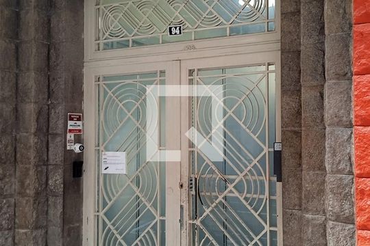 Fachada de kitnet/studio para alugar com 1 quarto, 30m² em Centro Histórico de São Paulo, São Paulo
