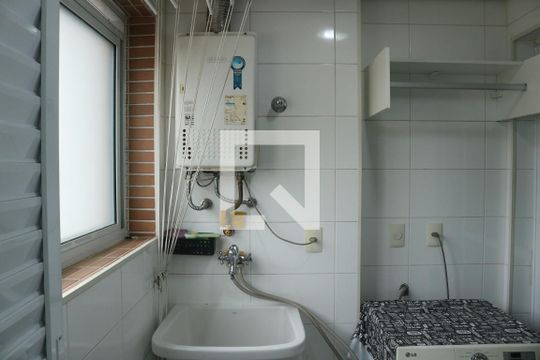 Área de Serviço de apartamento à venda com 2 quartos, 94m² em Vila Romana, São Paulo