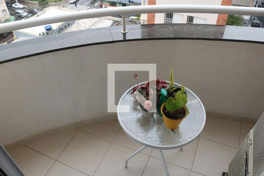 Suíte de apartamento à venda com 2 quartos, 94m² em Vila Romana, São Paulo