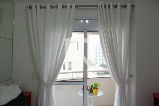 Suíte de apartamento à venda com 2 quartos, 94m² em Vila Romana, São Paulo
