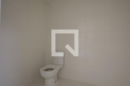 Banheiro de apartamento à venda com 1 quarto, 17m² em Jardim Monte Kemel, São Paulo