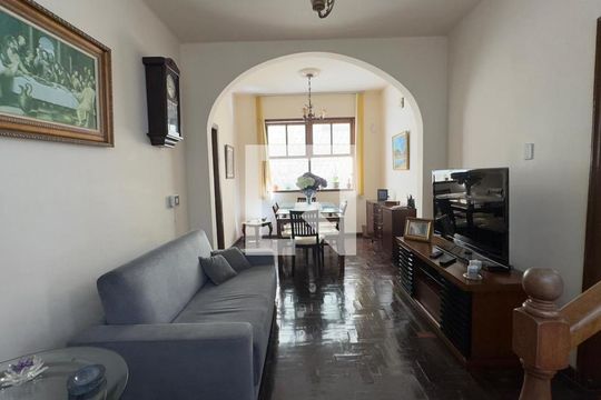 Casa à venda com 5 quartos, 450m² em São Lucas, Belo Horizonte