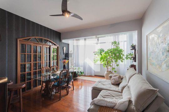 Sala de apartamento para alugar com 3 quartos, 100m² em Vila Isabel, Rio de Janeiro