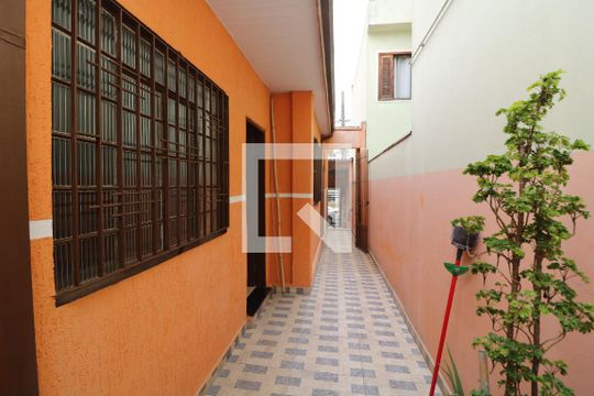 Corredor de casa à venda com 2 quartos, 150m² em Jardim Tango, São Paulo