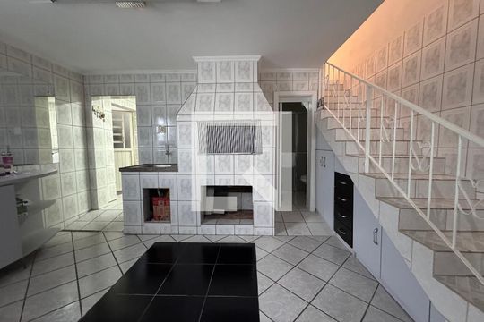 Sala de casa para alugar com 2 quartos, 150m² em Centro, São Leopoldo