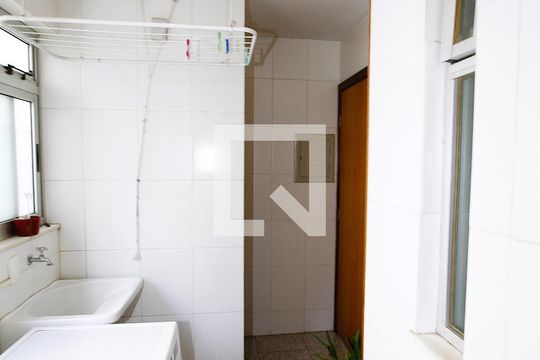 Área de Serviço de apartamento para alugar com 3 quartos, 114m² em Cruzeiro, Belo Horizonte
