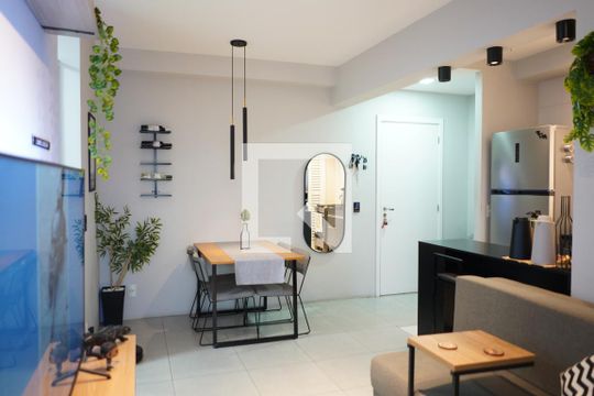 Apartamento à venda com 2 quartos, 66m² em Quarta Parada, São Paulo
