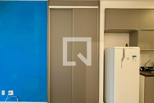 Studio de kitnet/studio para alugar com 1 quarto, 23m² em Vila Madalena, São Paulo