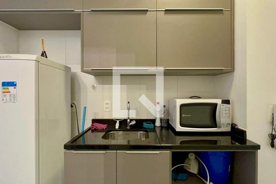 Studio de kitnet/studio para alugar com 1 quarto, 23m² em Vila Madalena, São Paulo