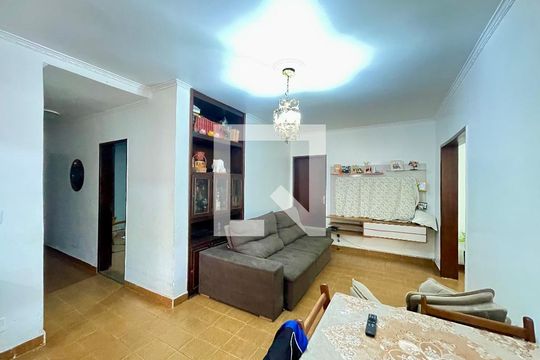 Sala 2 de casa à venda com 6 quartos, 400m² em Vila Barros, Guarulhos