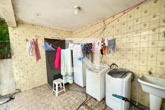 Área de Serviço de casa à venda com 6 quartos, 400m² em Vila Barros, Guarulhos