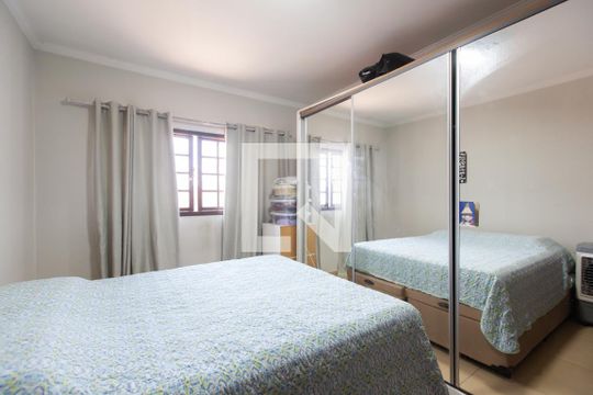 Quarto 1  de casa à venda com 2 quartos, 100m² em Parque Sonia, São Paulo