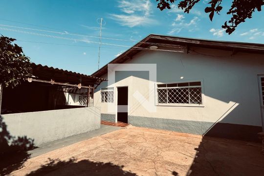 Casa à venda com 3 quartos, 191m² em Jardim Independência, Campinas