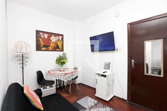 Sala de apartamento à venda com 1 quarto, 34m² em Centro Histórico, Porto Alegre