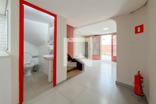 Lavabo de casa à venda com 3 quartos, 80m² em Ipiranga, São Paulo
