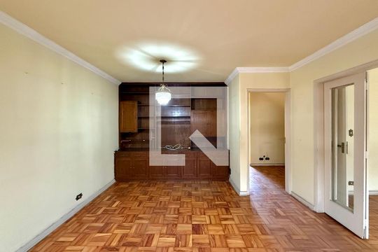 Sala  de casa à venda com 5 quartos, 200m² em Cidade Monções, São Paulo