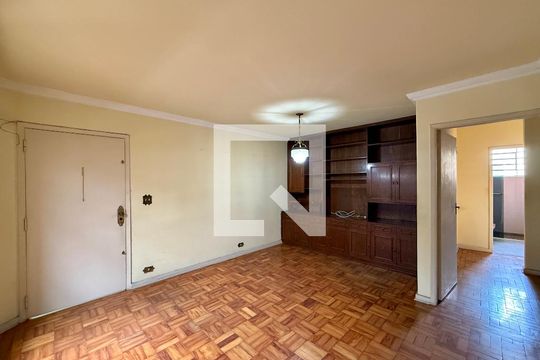 Sala  de casa à venda com 5 quartos, 200m² em Cidade Monções, São Paulo